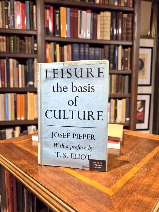 Thumbnail of www-x-com-antigonejournal-status-1947660673539789081-0027bff087f34844