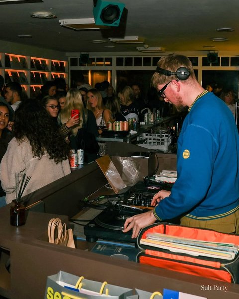 Thumbnail of p-dta39qkewsk-00aa4bdb8414430e 8