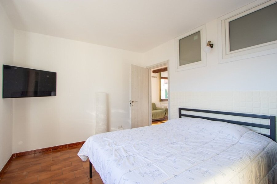 Thumbnail of p-df0xjezxsbh-049ba88860034830 6