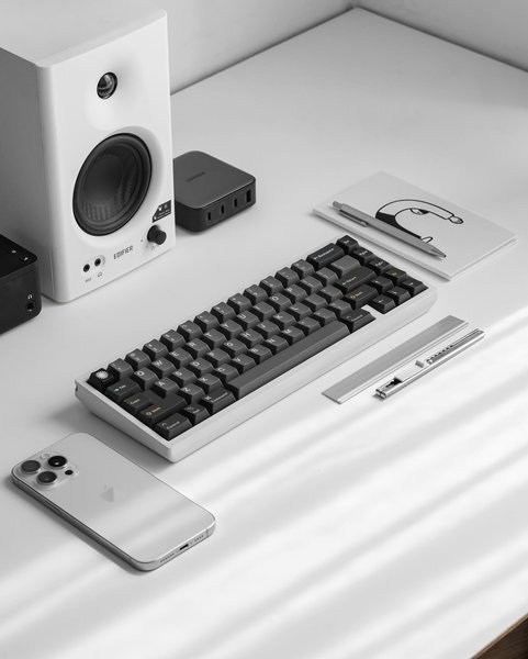 Thumbnail of p-cyvus7xvdf0-083ad57cc2194076 0