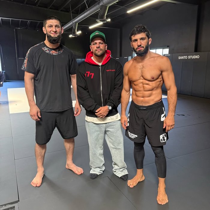 Thumbnail of www-x-com-champrds-status-1942431800539676781-08e65d8a232e4737