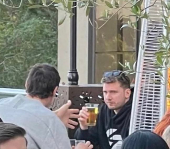 Thumbnail of www-x-com-thedunkcentral-status-1894761352167665718-09ca4ca9a34946e9