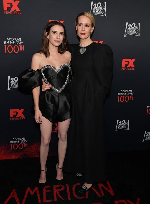 Thumbnail of www-x-com-brasarahpaulson-status-1188325816528232448-0a1baabf1c95441d