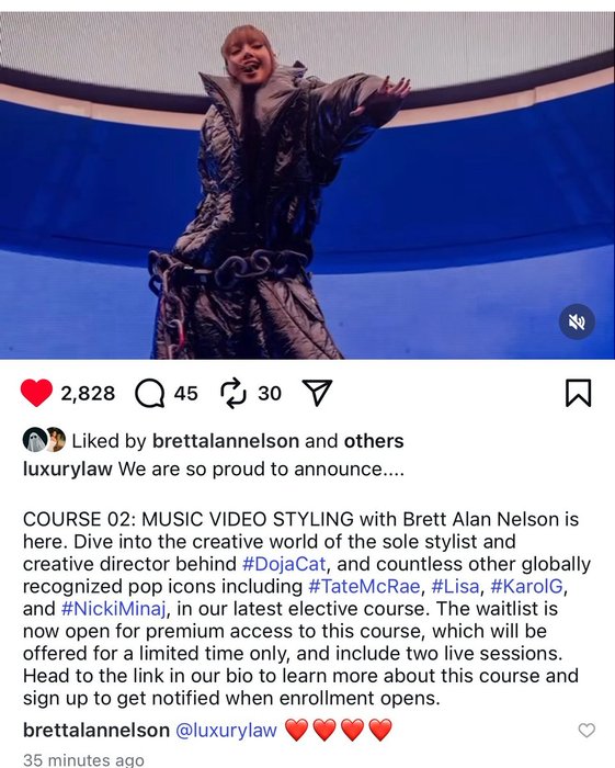 Thumbnail of www-x-com-bearsandchics-status-1961107311898050608-0a3e4a4782d14bbf