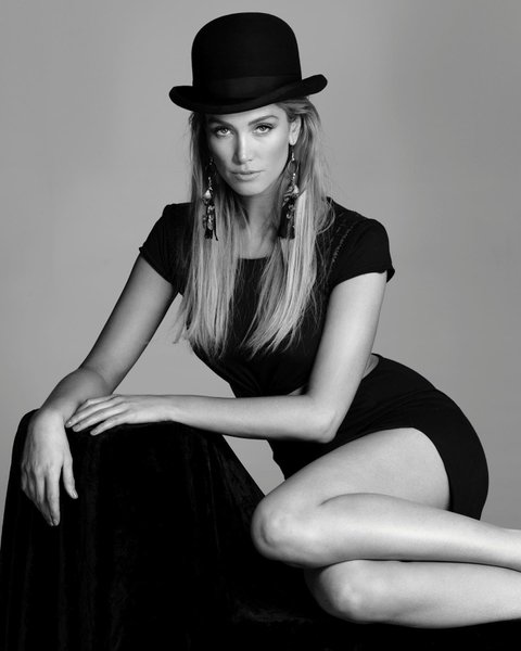 Thumbnail of p-cuhkq5vivgz-0b1c5a538b2d4562 0