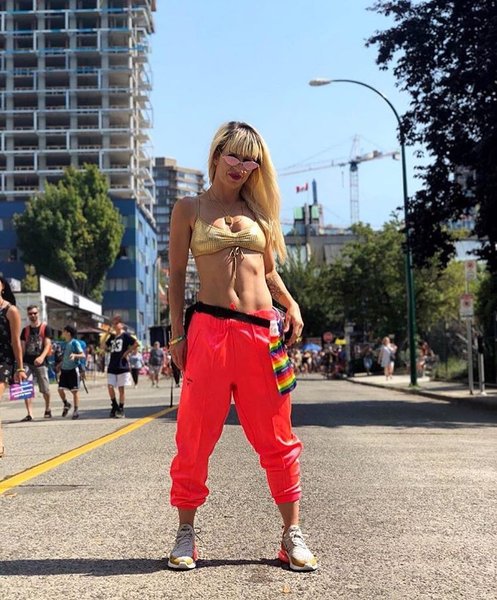 Thumbnail of bmz-ytslhfk-0bb6074fc99e4a60 0