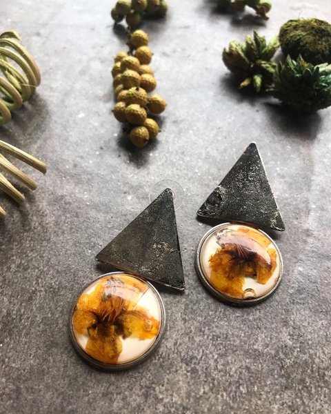 Thumbnail of p-balmgkbh5iq-0bc92b77ecd040e7 0