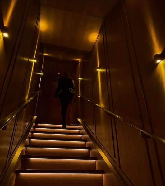 Thumbnail of p-da1jxbdrkau-0bddaf42158d4e71 8