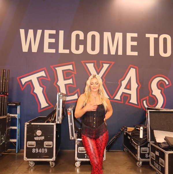 Thumbnail of p-dmcardjmeuo-0d963109fa50499a 1