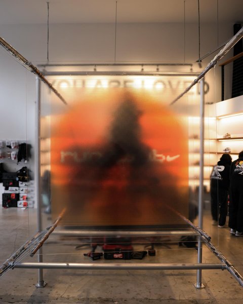 Thumbnail of p-dd2uwijx71u-0db21b2ddbb4448a 2