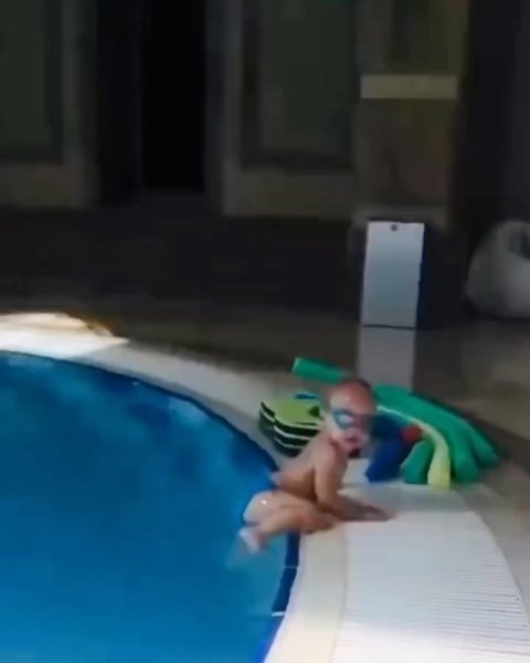 Thumbnail of dcclbcuy-r6-0e971b3793df4660 1