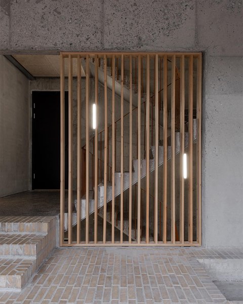 Thumbnail of p-ctfd46wq31s-0ea9bc6140ae46b8 4