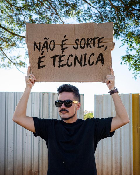 Thumbnail of p-czo5u3jrh4c-0ebf1c9e5f6b4433 6