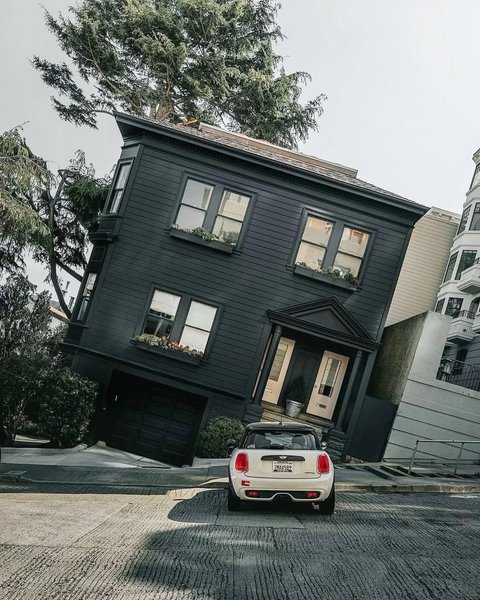 Thumbnail of p-dmp2v5uq1a-0edcbb85631e4be8 4