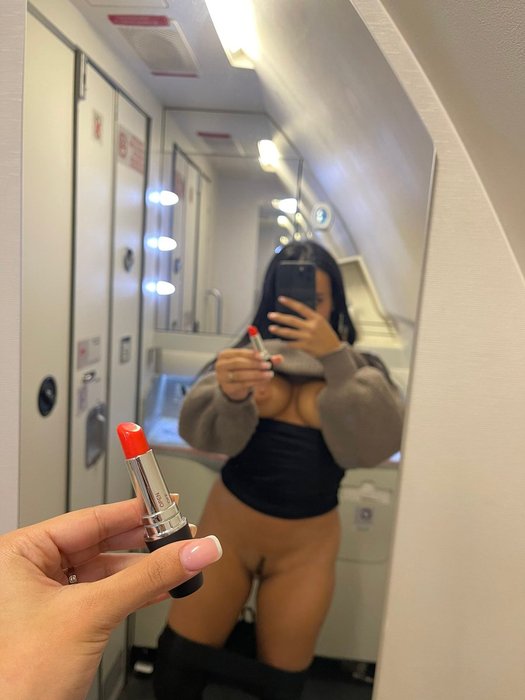 Thumbnail of www-x-com-themiixedcouple-status-1730669538226704525-0ee3363cbef54b4f