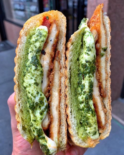 Thumbnail of p-chfry5zffbg-0ee5f0cdb08c4e52 2