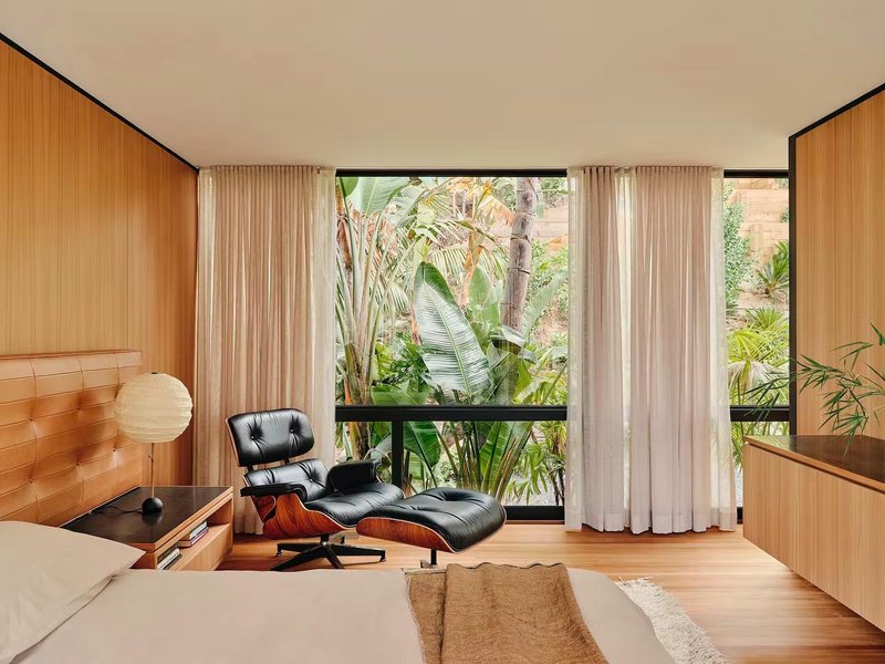 Thumbnail of cogcxygv-uo-0f24e8f135fe41fd 5