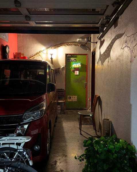 Thumbnail of dpl-houiuft-1081f9956b0c4fc5 12