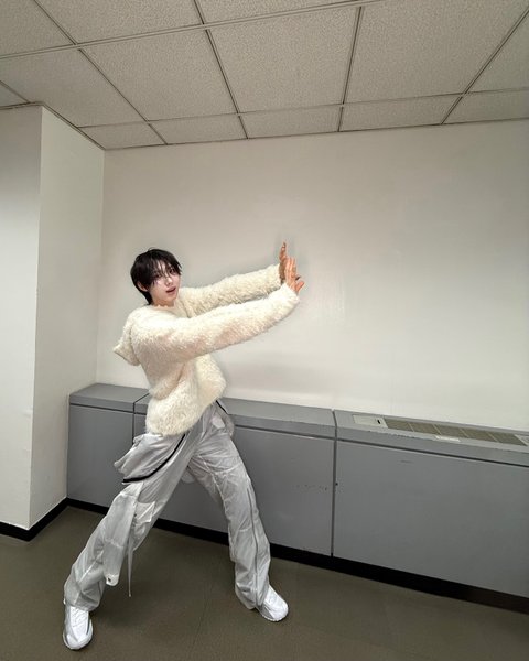 Thumbnail of p-dg2pl1qzceb-10b9f7d29692481e 4