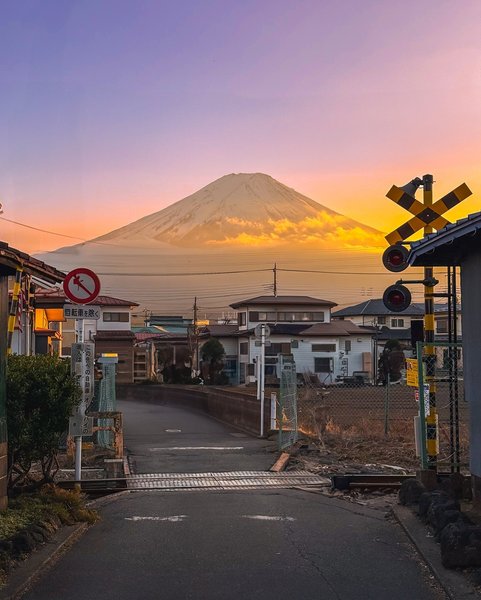 Thumbnail of p-dezj0cuzarf-10bd0706c8bc4d64 1