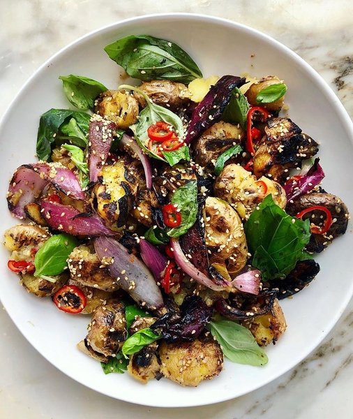 Thumbnail of b11tqhnna-b-128a092423444df9 0