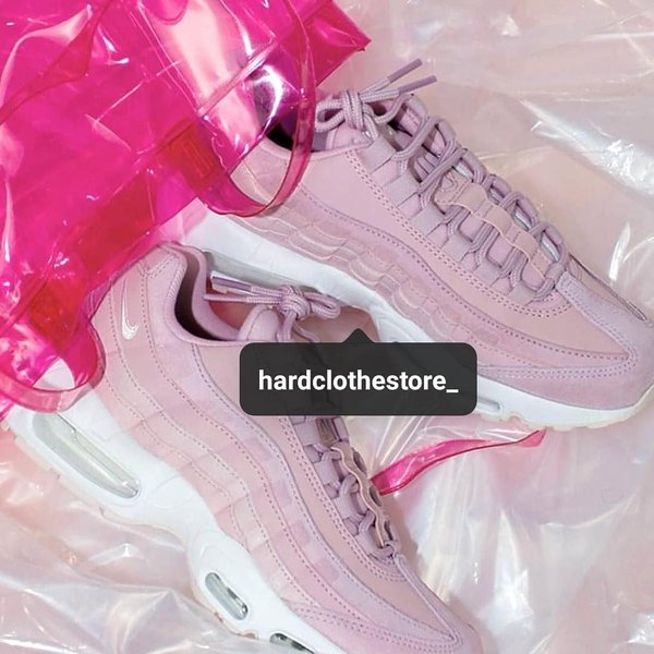 Thumbnail of p-bwbzbpxnvok-12f541d21ad549c7 0