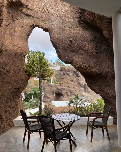 Thumbnail of p-czg5vn2of3r-139ffed8109d431a 9