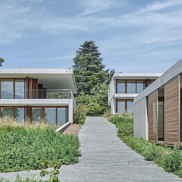 Thumbnail of p-bqi9ywmfcss-14ad5f4c85964eb4 2