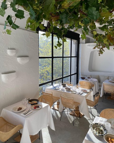 Thumbnail of b26tlb-ou23-15c263e70a1a4ac0 0