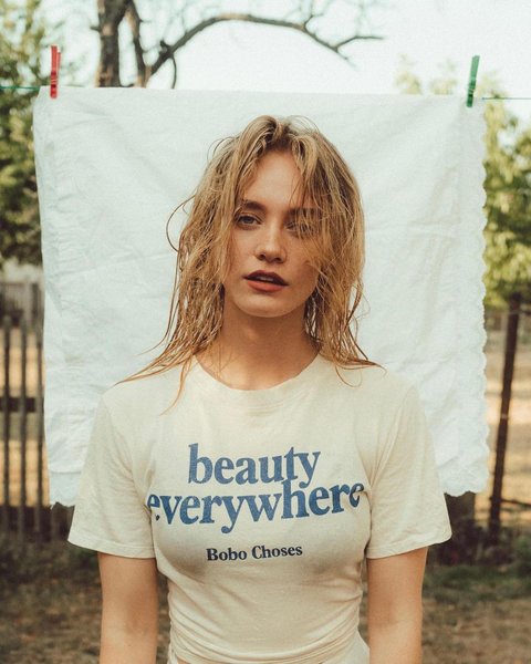 Thumbnail of p-cuxoc9filjo-178a596d7d6d45d2 0