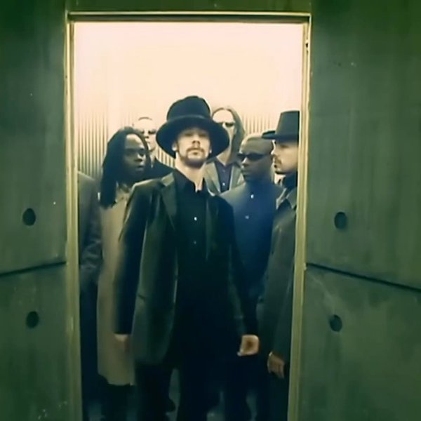 Thumbnail of p-c3sin8luunj-1820c67c219446c6 7