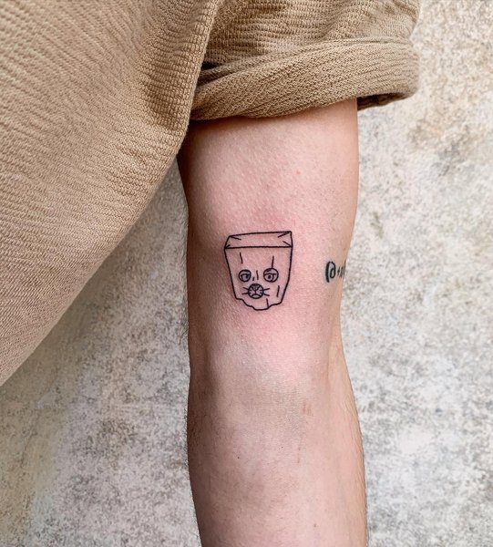 Thumbnail of p-cm2ltywrqqi-184bb8243b434f21 0