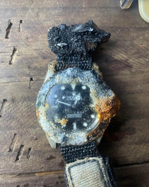 Thumbnail of p-cu5hfihr48h-18532e4624bf4b80 0