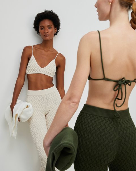 Thumbnail of p-cmz6bxbnsdr-198967b66e194569 5