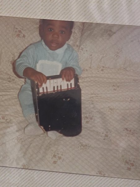 Thumbnail of blood-orange-devhynes-instagram-photos-and-videos 3