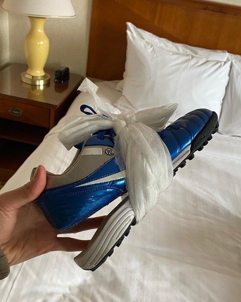 Thumbnail of c30a-v2smxg-1c2cb88858a84104 3