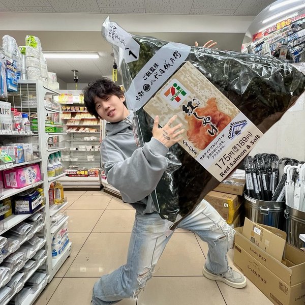 Thumbnail of p-c6wakkfvu3m-1cbcb8f840434d86 3