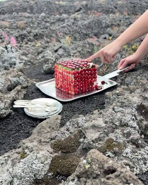 Thumbnail of c7qh-m5ouei-1df297a2c2ed4ed1 2