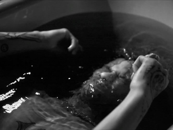 Thumbnail of c-kacgfxptv-2100b6ea69fc44db 1