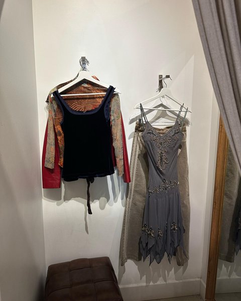 Thumbnail of p-cwwnk9egbzz-21730182bcd845dd 3