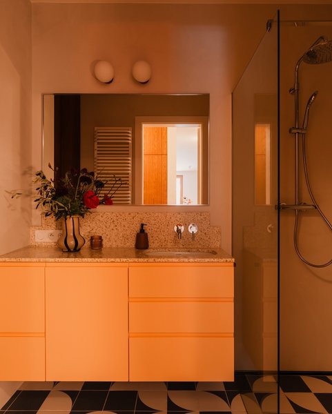 Thumbnail of dm4lyqds-io-22f257b3420542c4 5