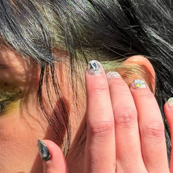 Thumbnail of c6zdfyqoh-u-2500bf0193e04f47 1