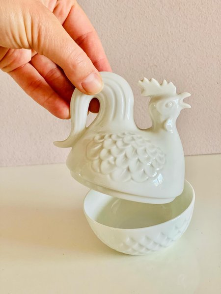 Thumbnail of p-dooczspinzr-2502758b432a4f93 2