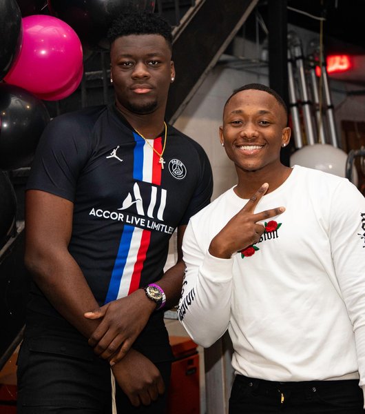 Thumbnail of p-cde4s6elif2-258e2158b2f84ab4 2