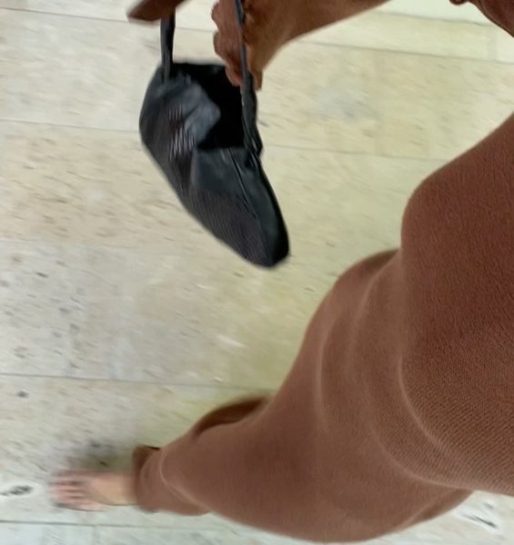 Thumbnail of p-chbn0uemnhy-25a38f569aa34394 6