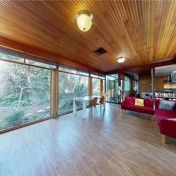 Thumbnail of p-ca40pe6ruqh-267599020aff494a 5