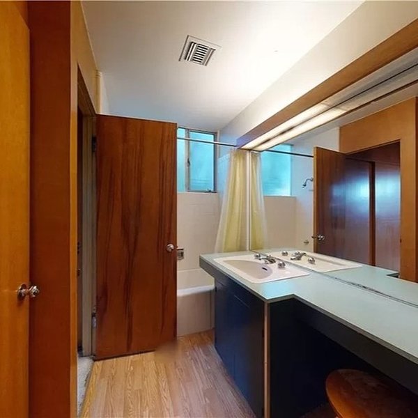 Thumbnail of p-ca40pe6ruqh-267599020aff494a 8