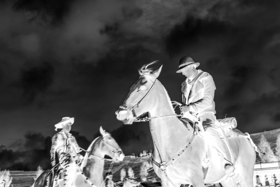 Thumbnail of p-dfabx3ku1j9-267b25242d424b5f 3