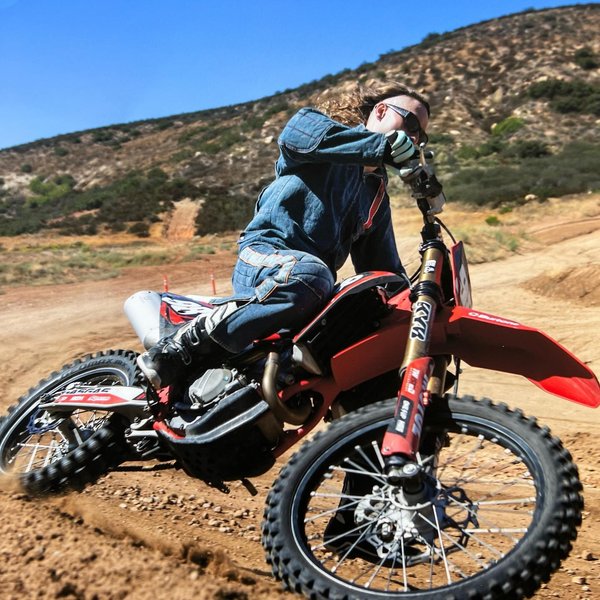 Thumbnail of p-c0a0tm9hca1-268a07d615bd4851 2