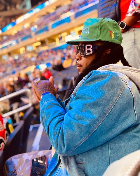 Thumbnail of p-c3kocoxo0rl-27aecd8436654885 0